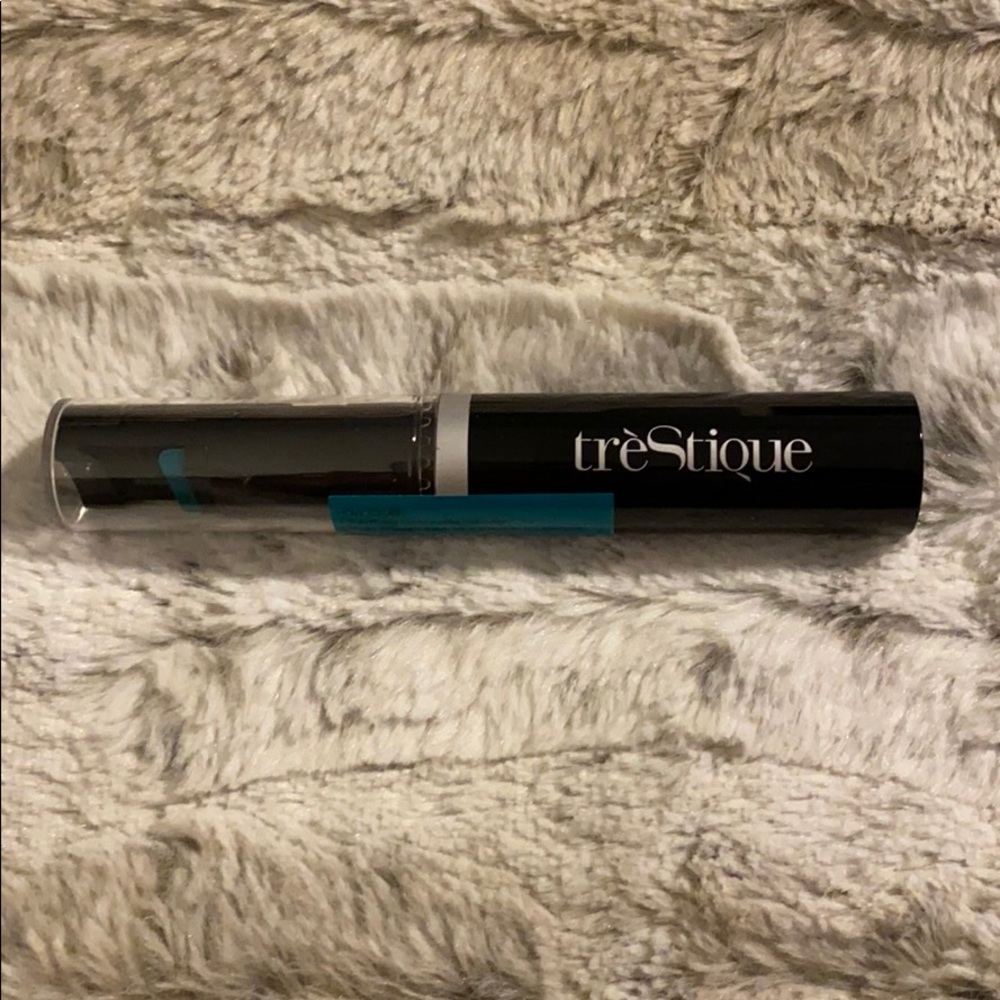 Trestique mascara NIB